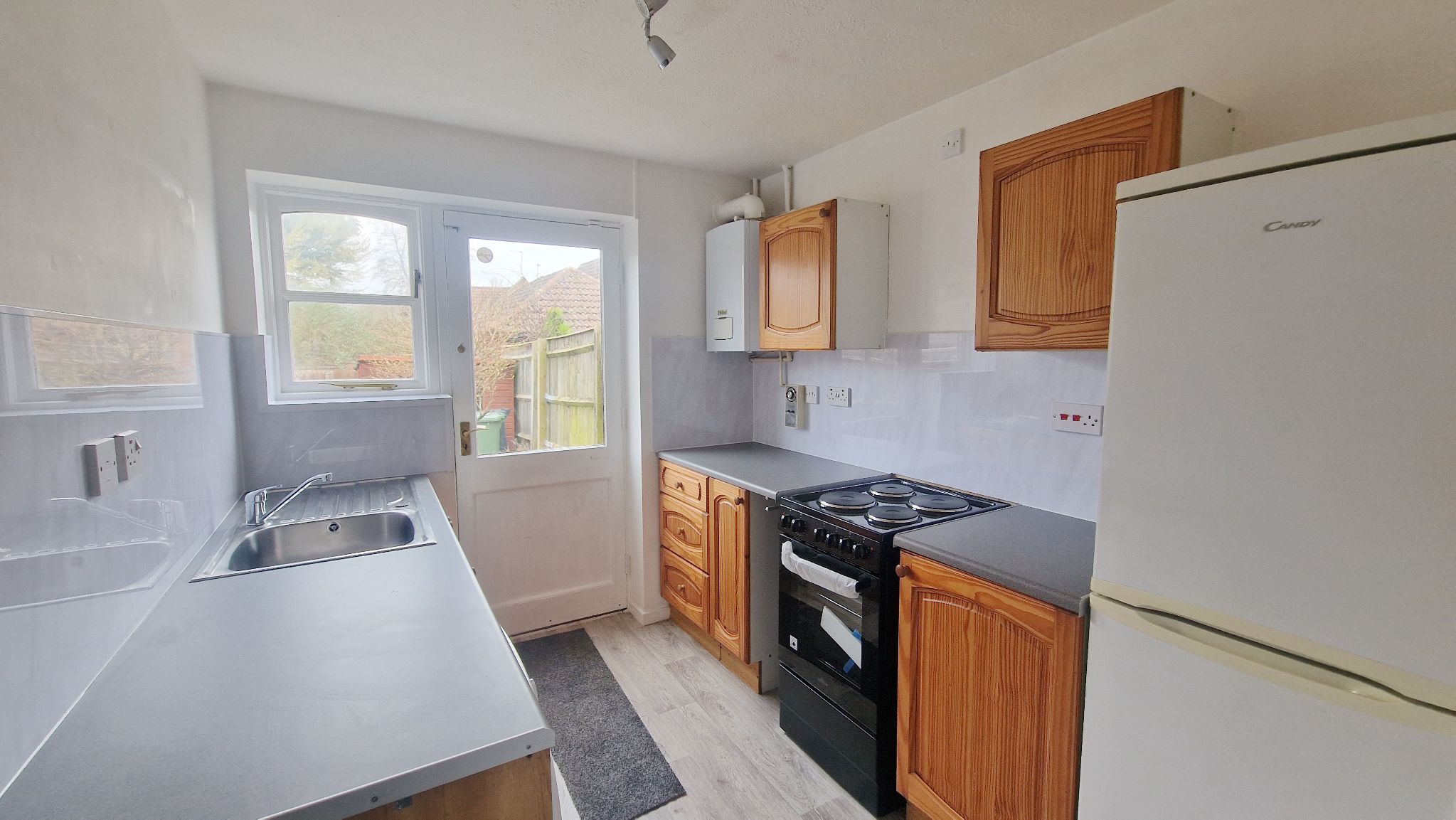 2 Bed Mid Terraced House For Sale - Photograph 4