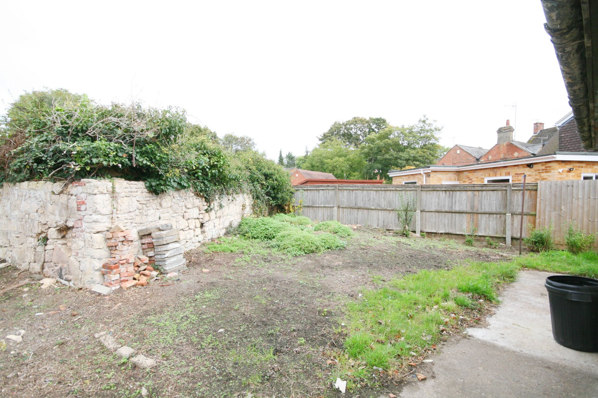 3 Bed Detached Bungalow For Sale - Photograph 3