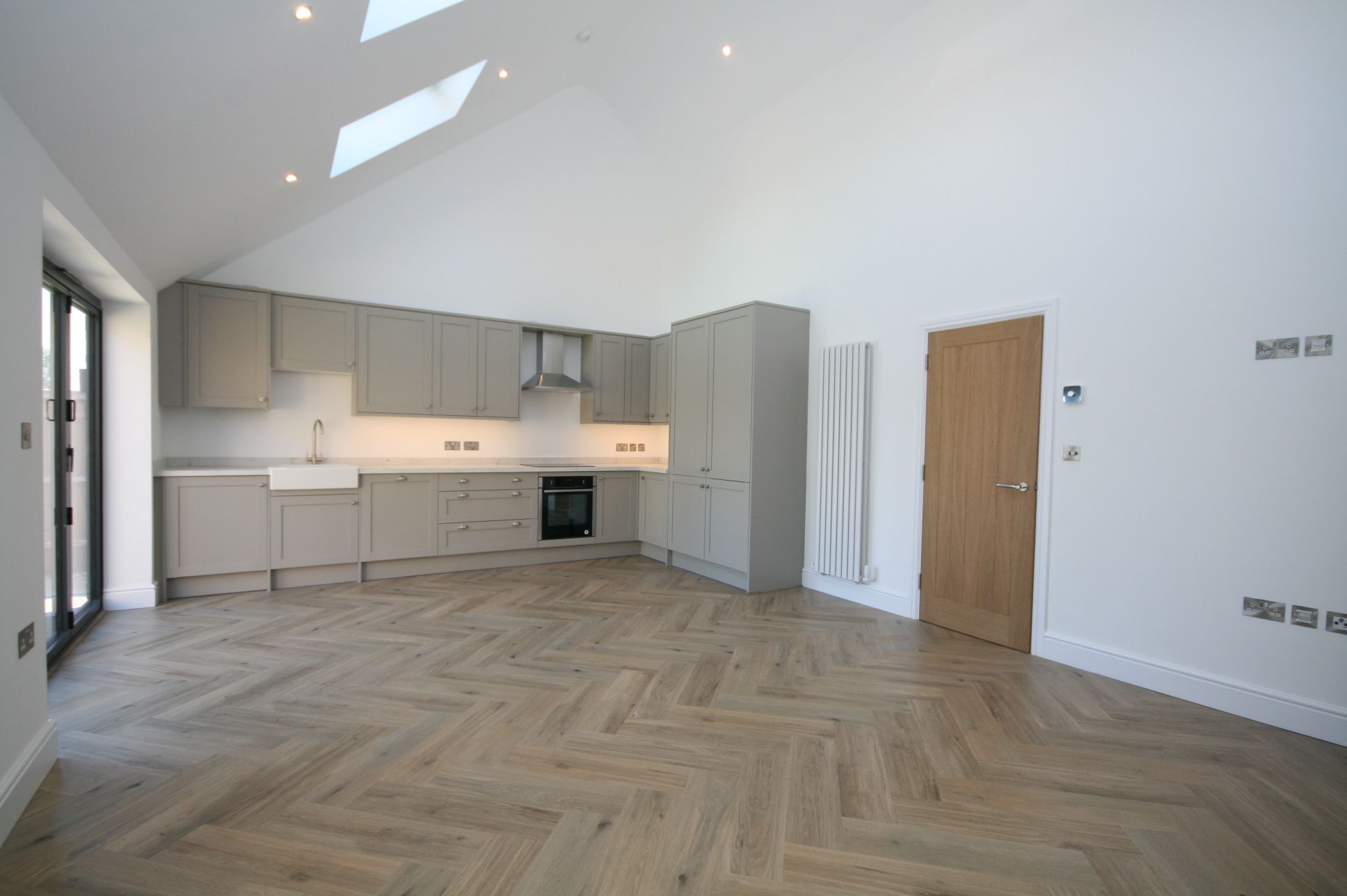 2 Bed Detached Bungalow For Sale - Photograph 3