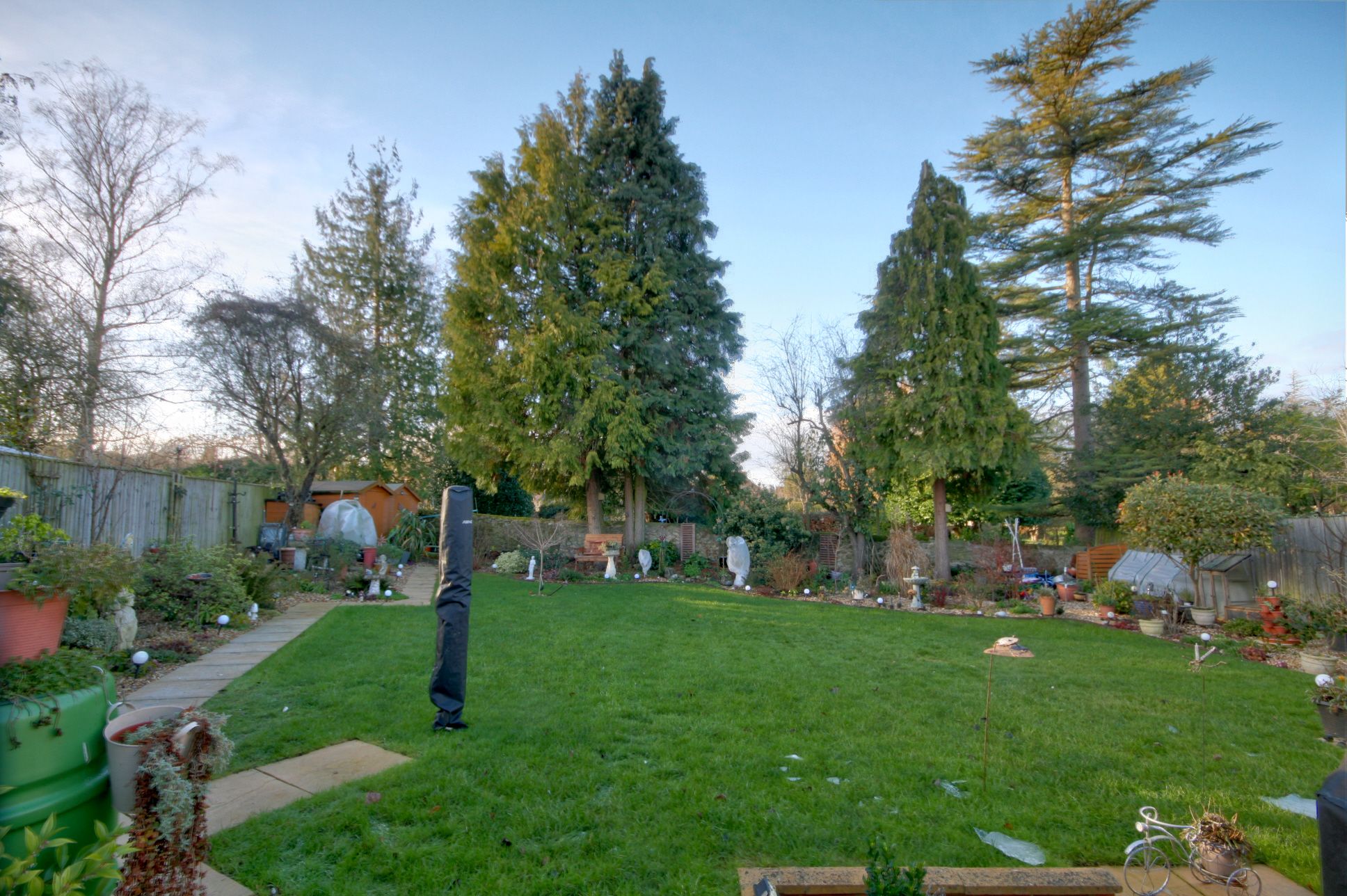 4 Bed Detached Bungalow For Sale - Photograph 3