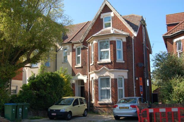 1 bedroom apartment flat/apartment Reserved in Southampton - Photograph 1