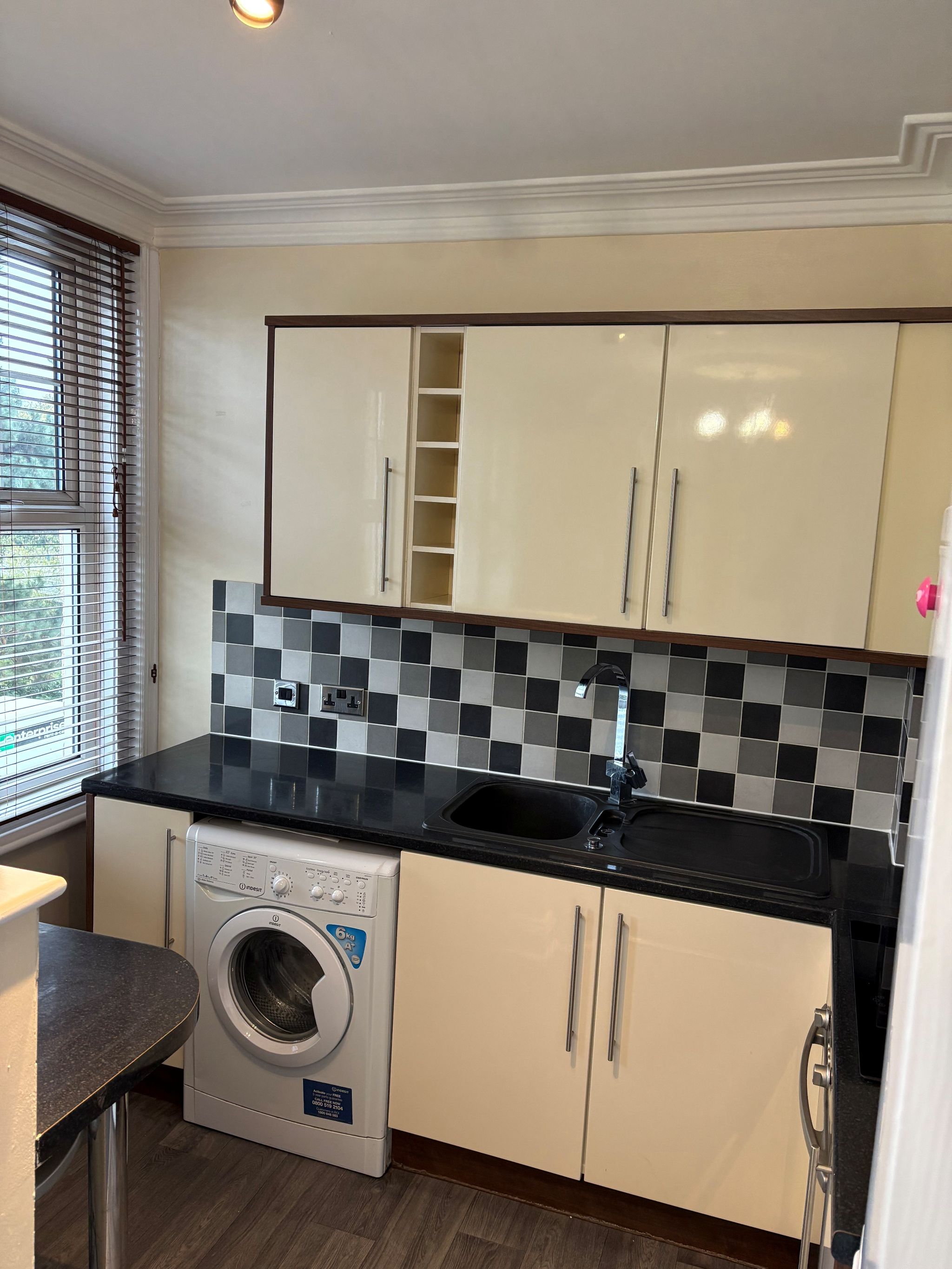 1 bedroom apartment flat/apartment To Let in Southampton - Photograph 6