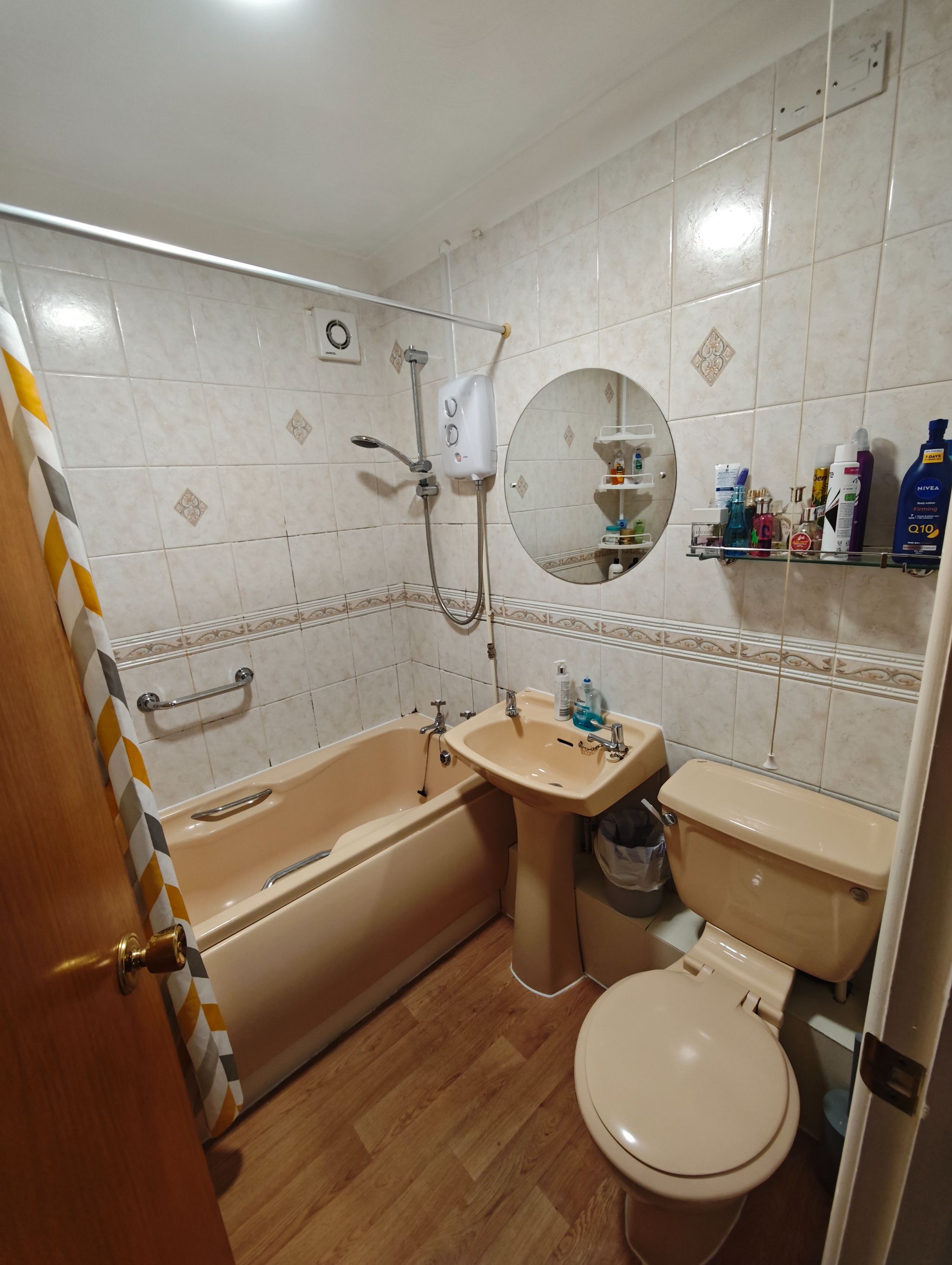 1 bedroom apartment flat/apartment To Let in Southampton - Photograph 4