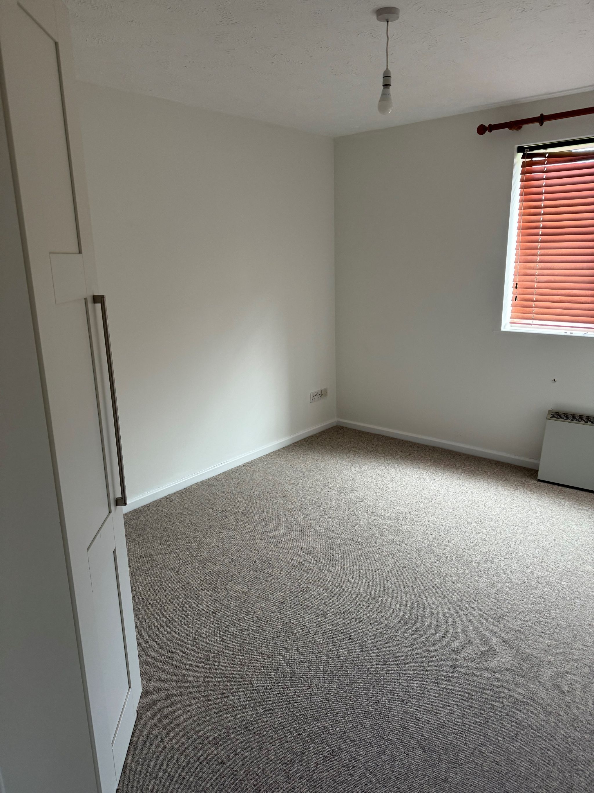 1 bedroom apartment flat/apartment To Let in Southampton - Photograph 5