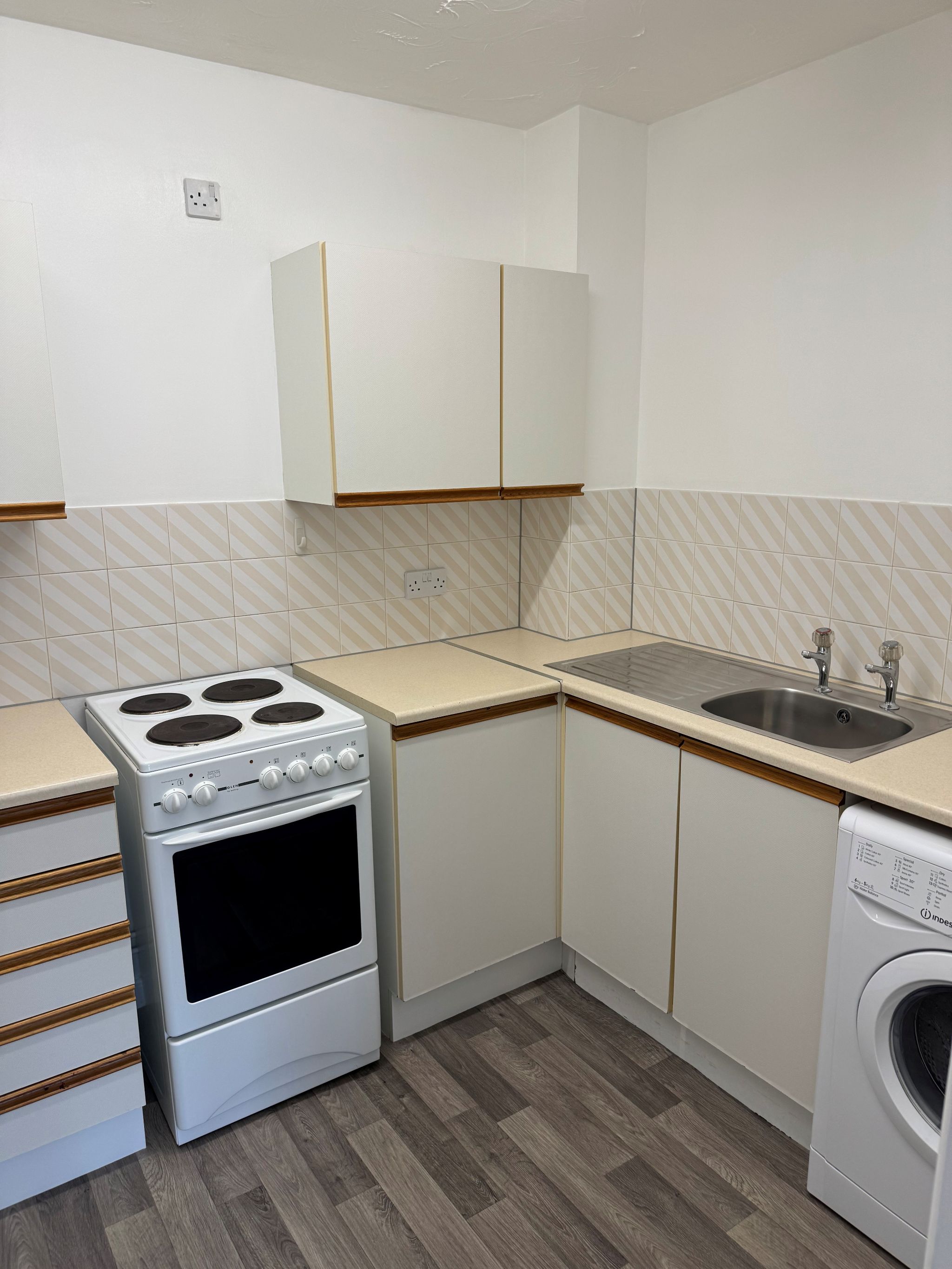 1 bedroom apartment flat/apartment Reserved in Southampton - Photograph 5