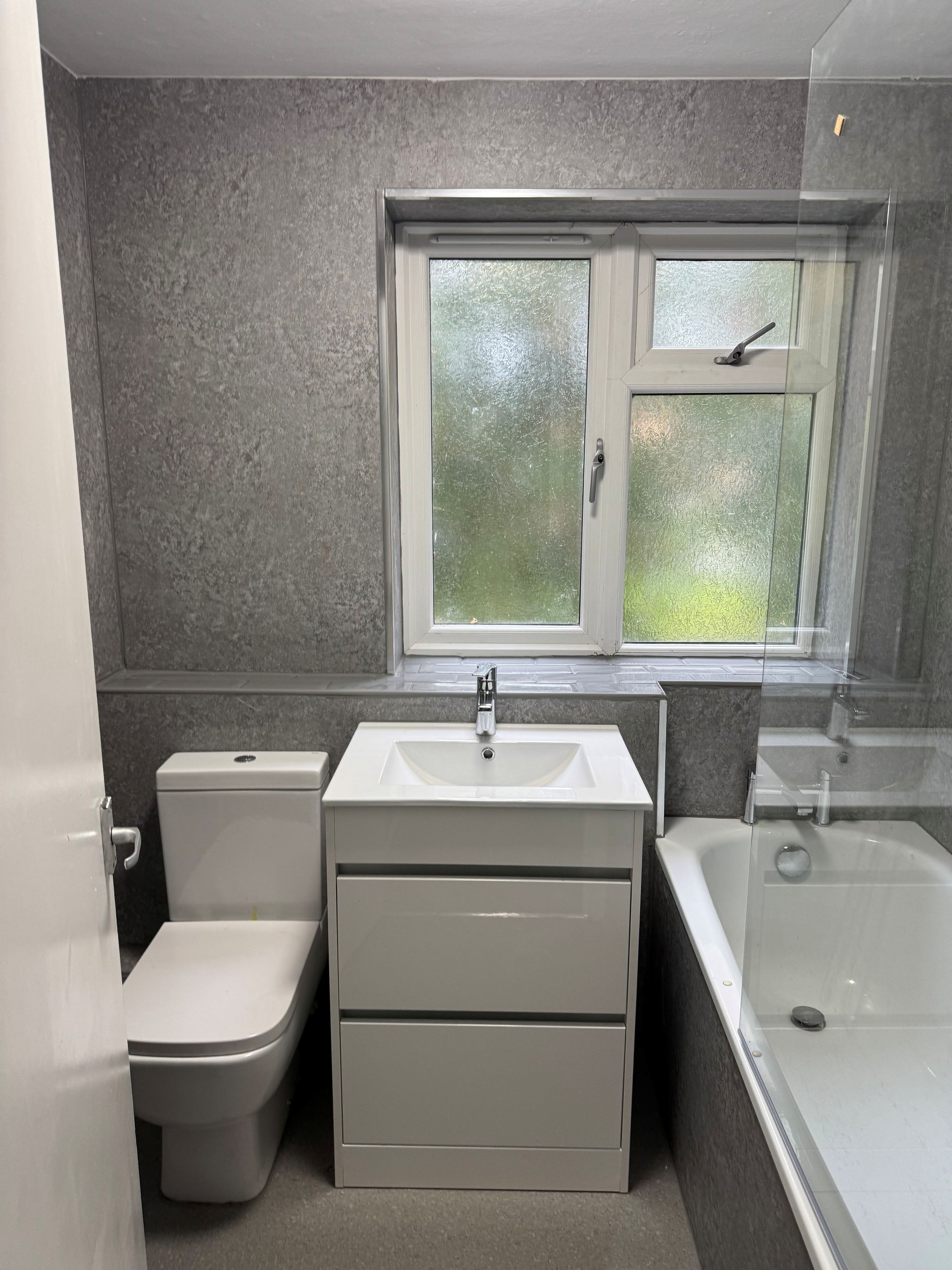 3 bedroom flat flat/apartment To Let in Southampton - Photograph 3