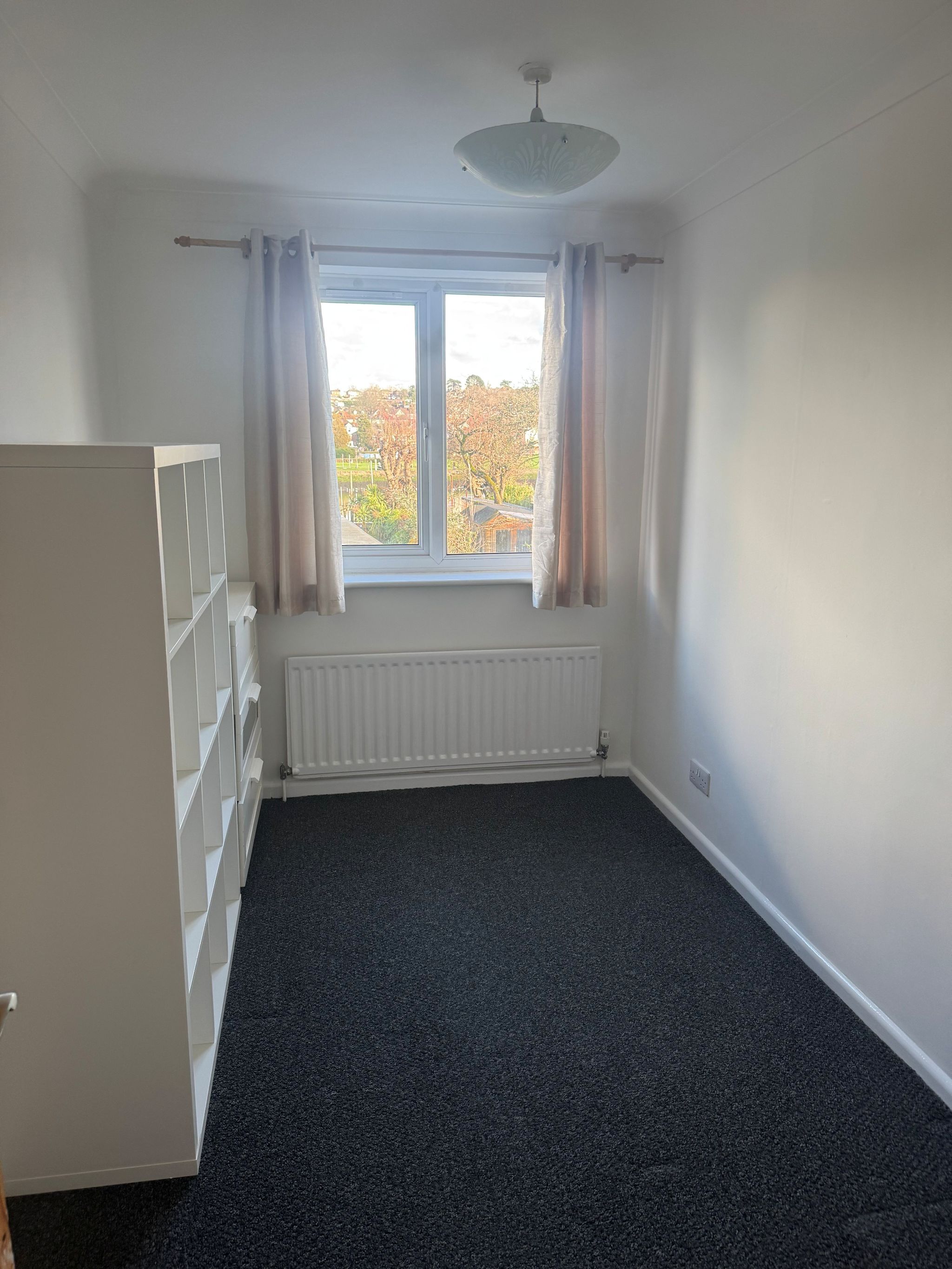 3 bedroom detached house To Let in Southampton - Photograph 12