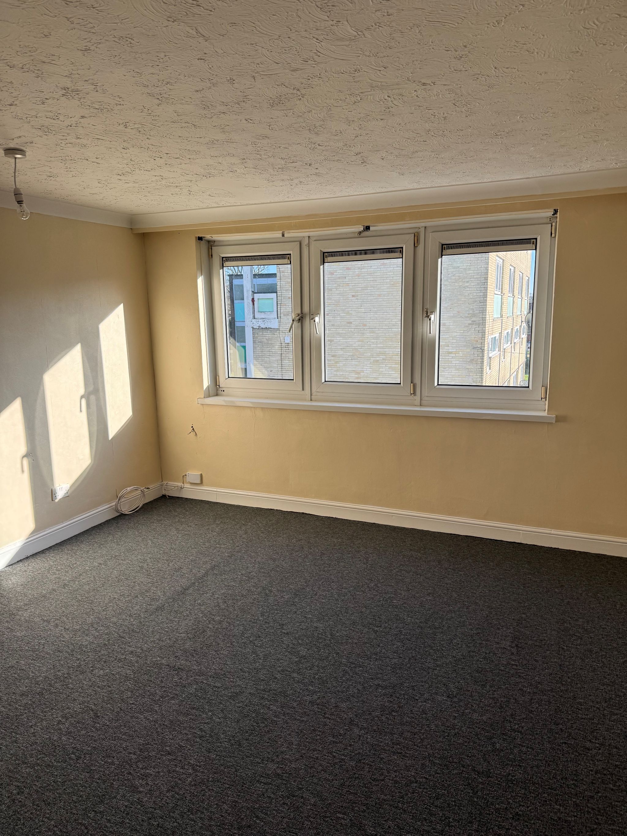 2 bedroom maisonette flat/apartment To Let in Southampton - Photograph 5