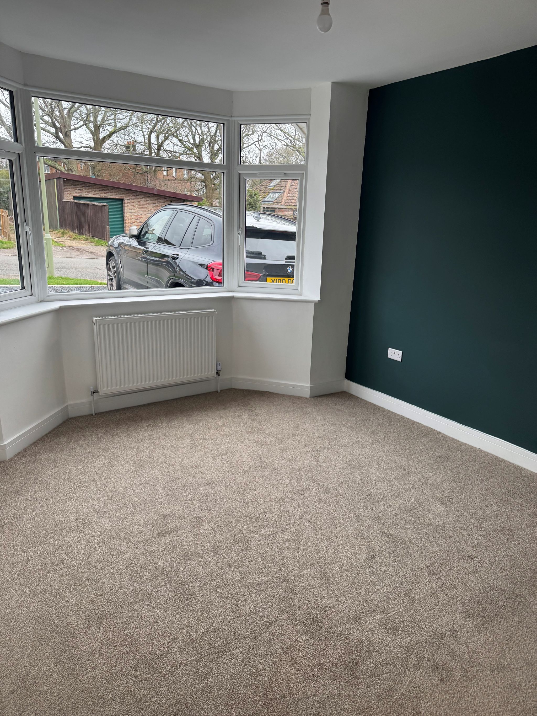 4 bedroom detached bungalow To Let in Eastleigh - Photograph 6