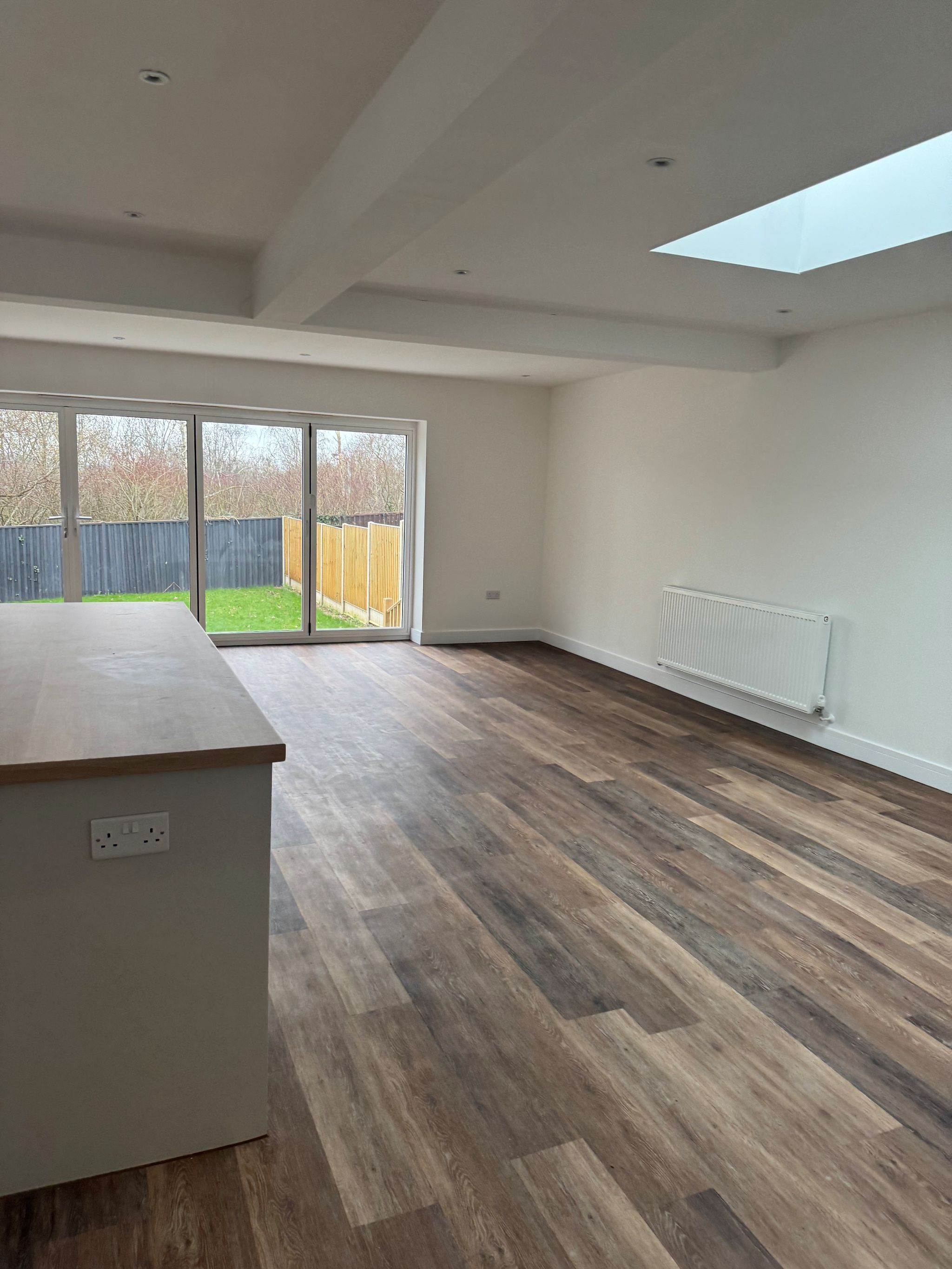 4 bedroom detached bungalow To Let in Eastleigh - Photograph 18