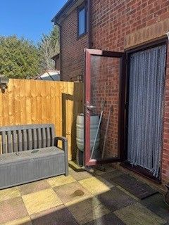 2 bedroom mid terraced house To Let in Southampton - Photograph 18