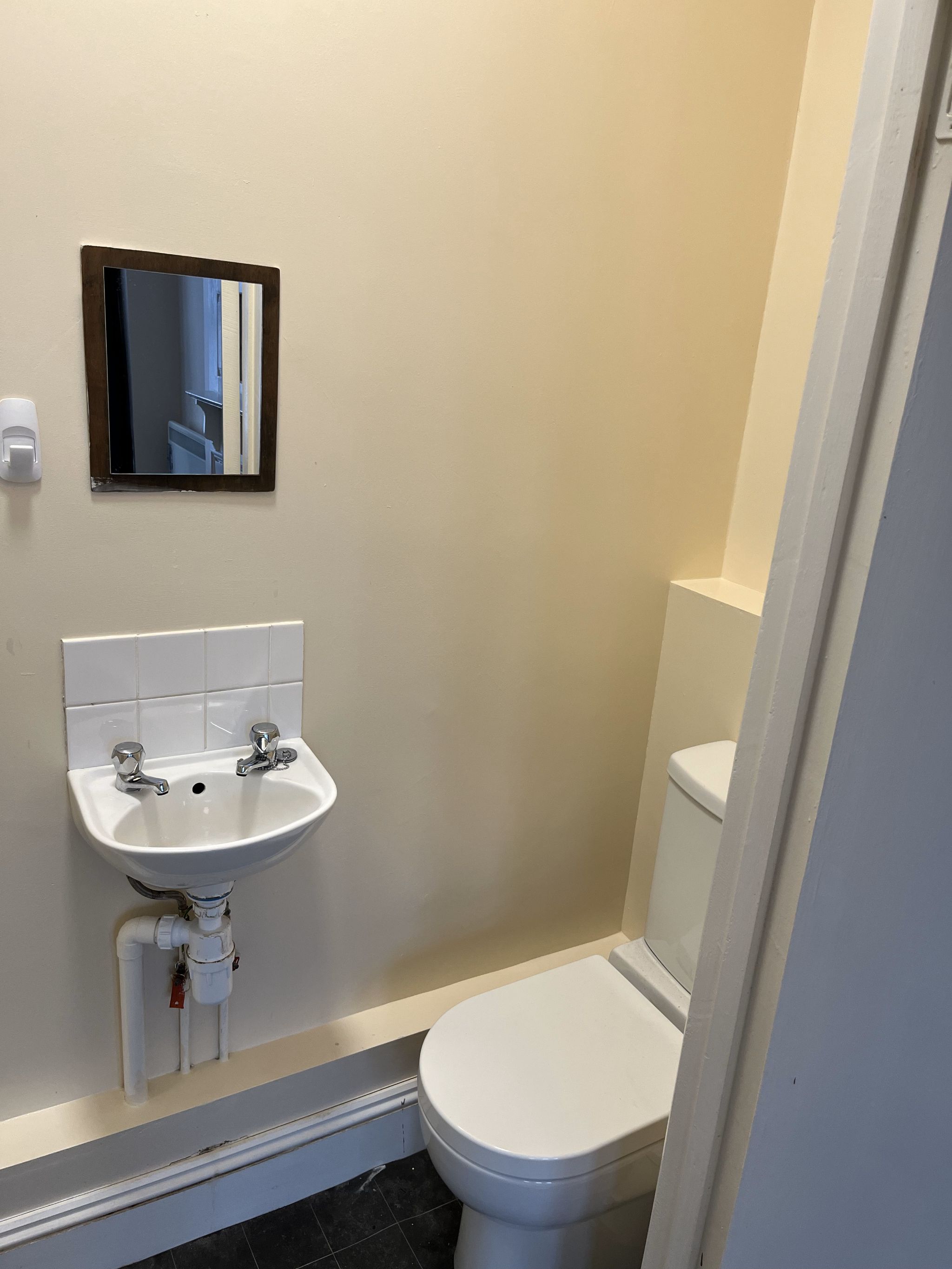 Apartment Flat/apartment To Let in Southampton - Photograph 5