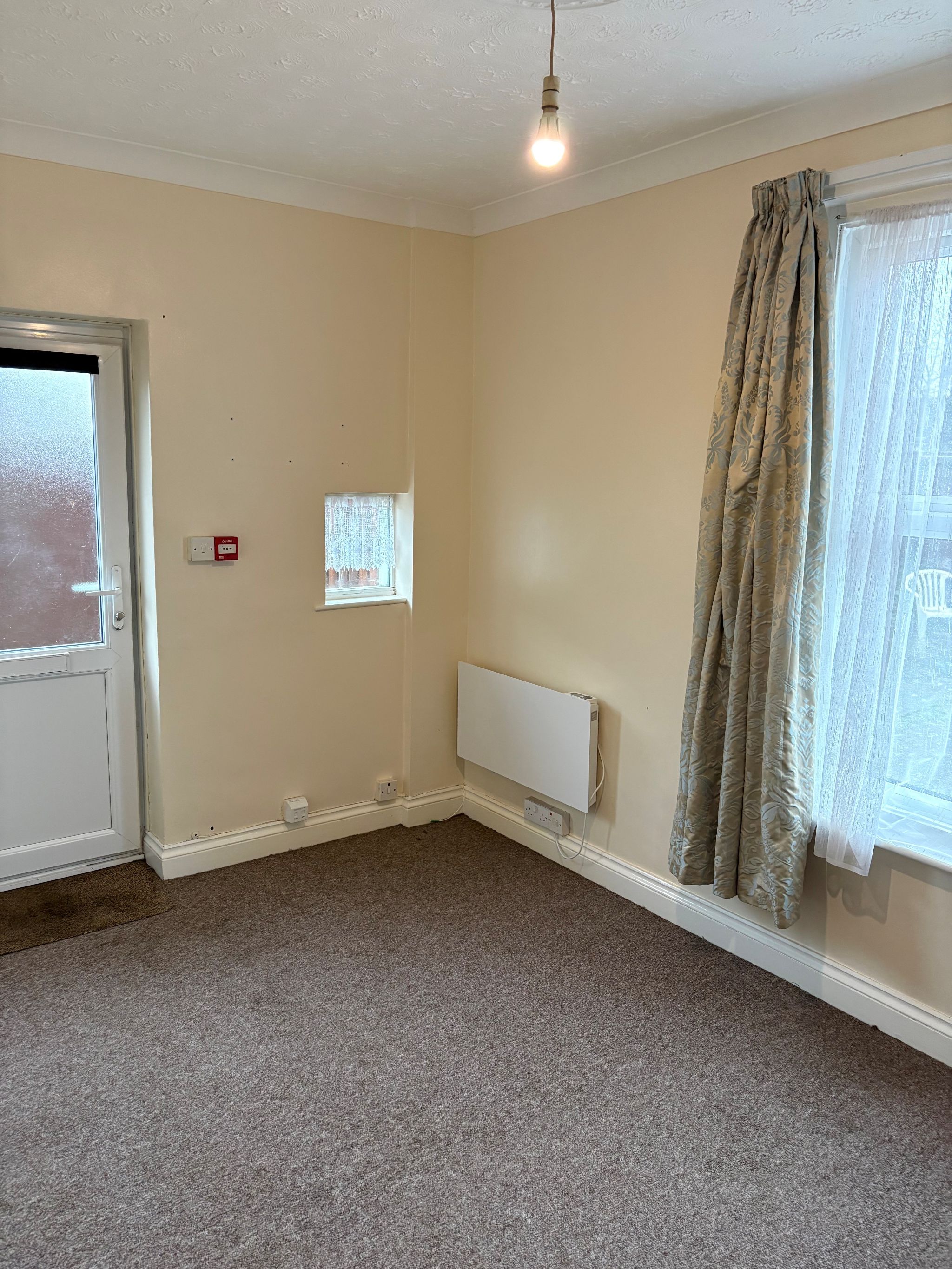 Apartment Flat/apartment To Let in Southampton - Property photograph