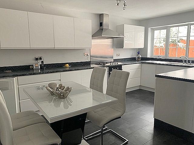 4 bedroom detached house SSTC in High Etherley, Bishop Auckland - Kitchen Diner.