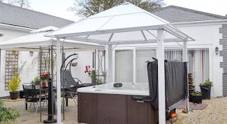 5 bedroom detached bungalow For Sale in Crook - Hot Tub.