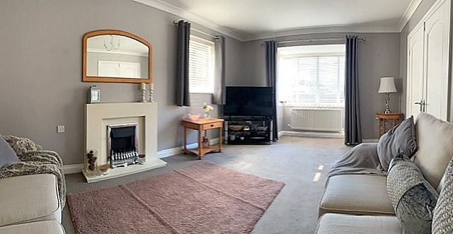4 bedroom detached house For Sale in Bearpark, Durham - Lounge.