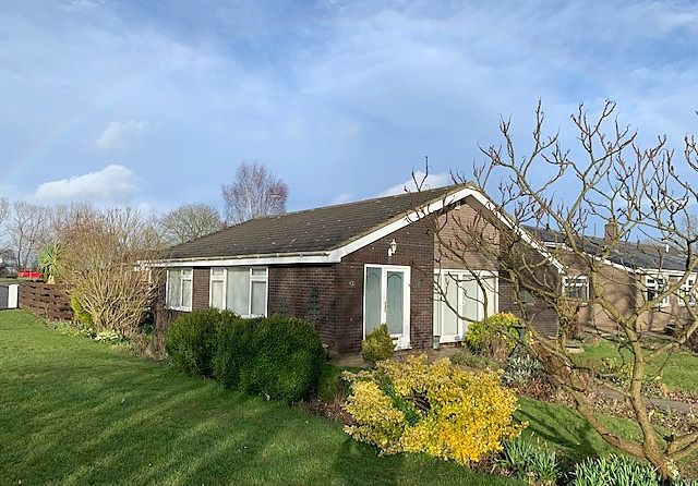 2 bedroom detached bungalow Sale Agreed in Shildon - Front Elevation.