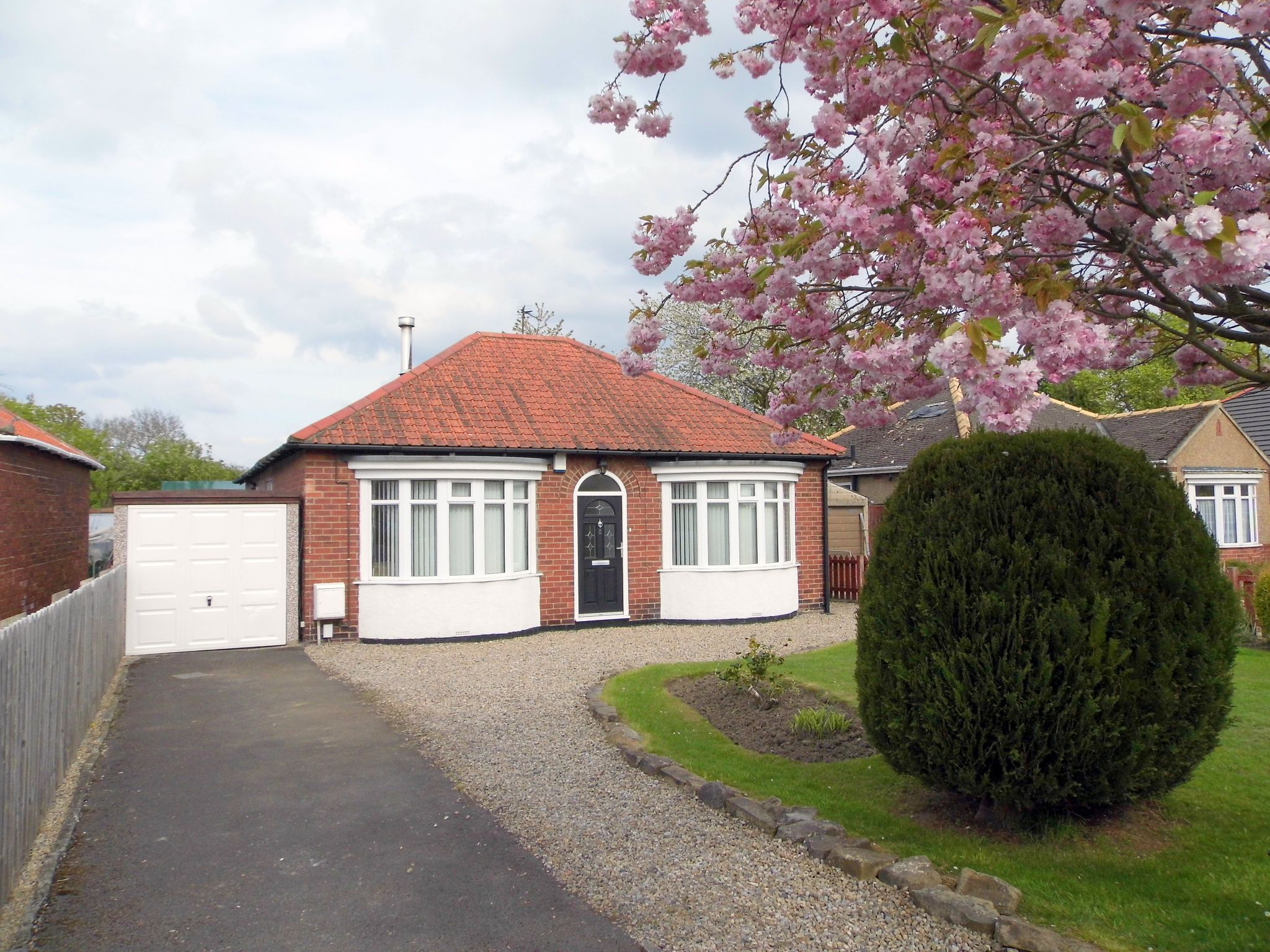 2 bedroom detached bungalow Sale Agreed in Shildon - Front Elevation.