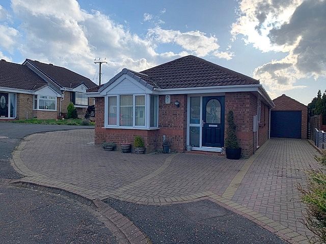 2 bedroom detached bungalow Sold in Bishop Auckland - Front Elevation.