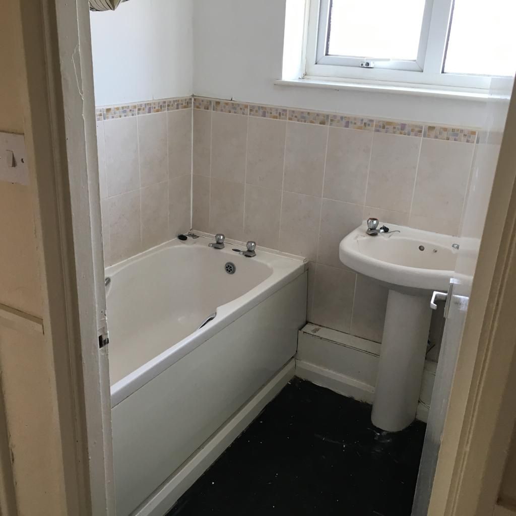 2 bedroom end terraced house For Sale in Shildon - Photograph 6.