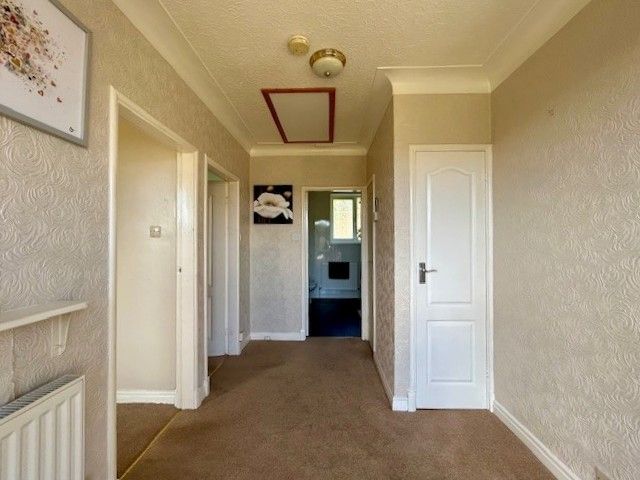 2 bedroom detached bungalow For Sale in Bishop Auckland - Entrance Hallway.