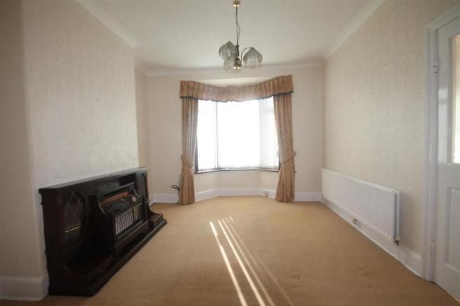 3 bedroom mid terraced house SSTC in Bishop Auckland - Photograph 2.