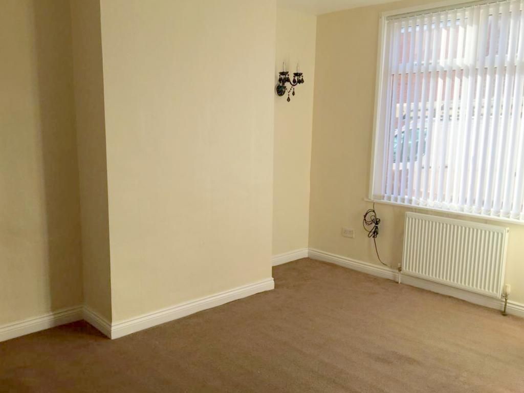 2 bedroom mid terraced house Sale Agreed in Bishop Auckland - Lounge.