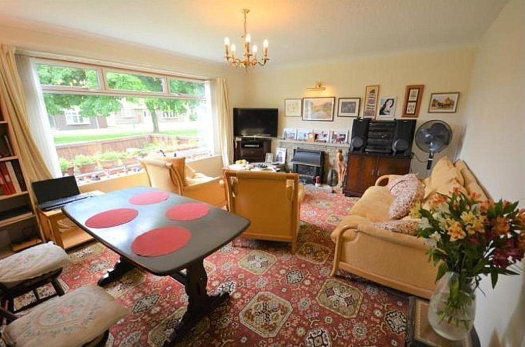 3 bedroom detached bungalow For Sale in Shildon - Photograph 6.