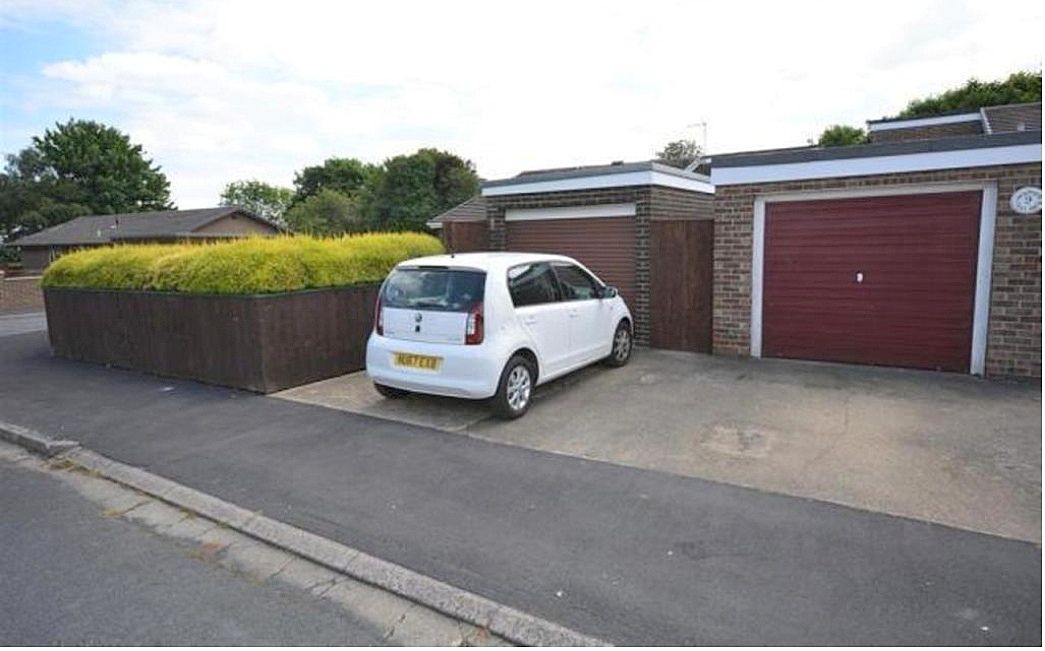 3 bedroom detached bungalow For Sale in Shildon - Photograph 12.