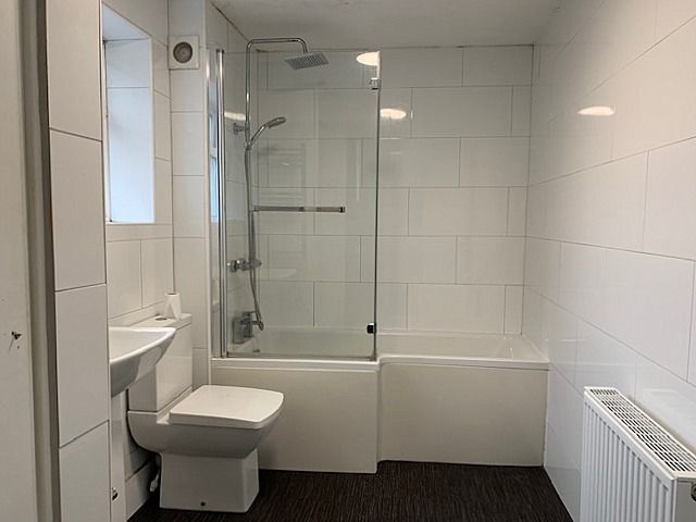 2 bedroom mid terraced house SSTC in Bishop Auckland - Family Bathroom.