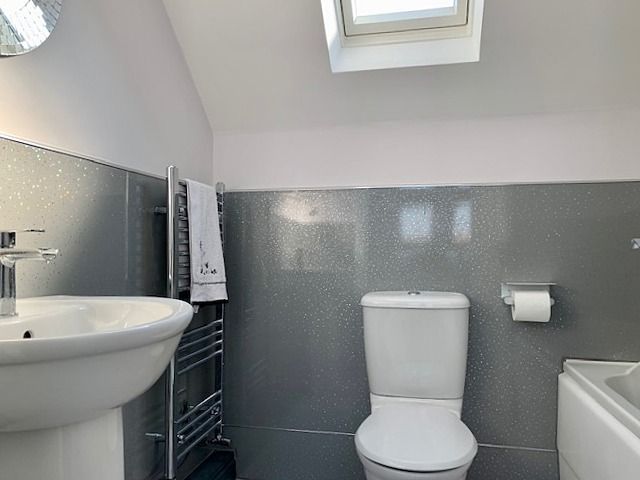 4 bedroom detached house Sale Agreed in Spennymoor - Family Bathroom.