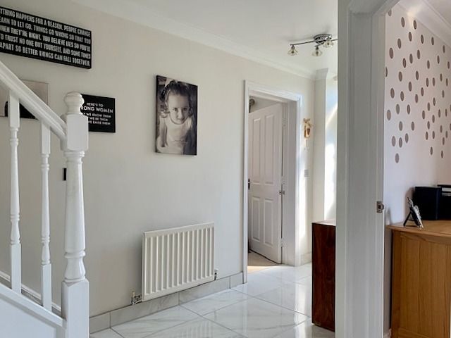 4 bedroom detached house Sale Agreed in Spennymoor - Entrance Hallway.