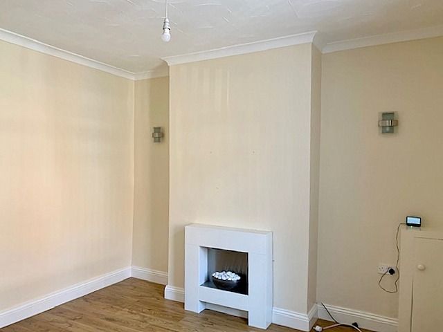 2 bedroom mid terraced house Sale Agreed in Bishop Auckland - Lounge.