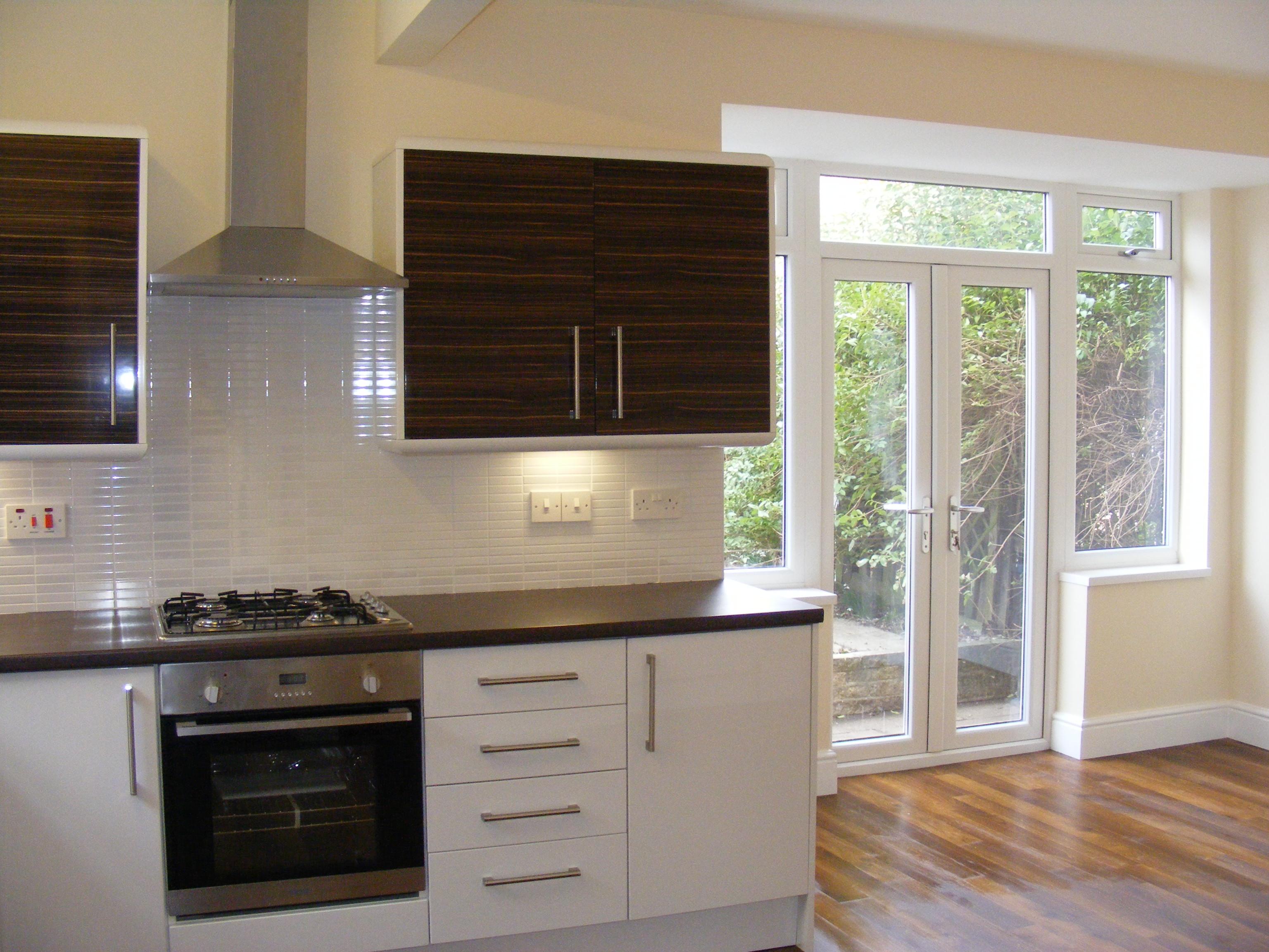3 bedroom semi-detached house Sale Agreed in Bishop Auckland - Photograph 3.