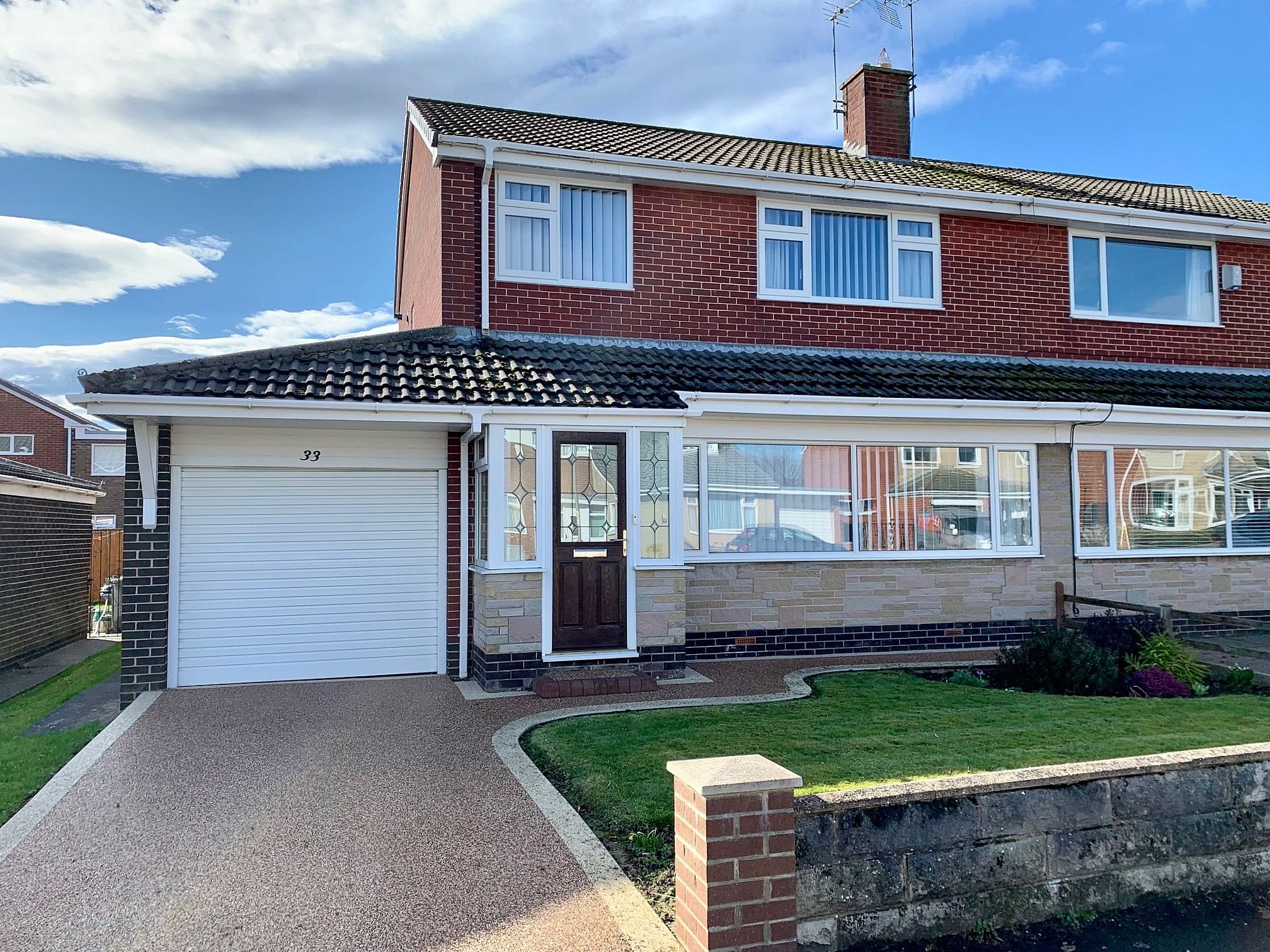 3 bedroom semi-detached house Sale Agreed in Bishop Auckland - Front Elevation.