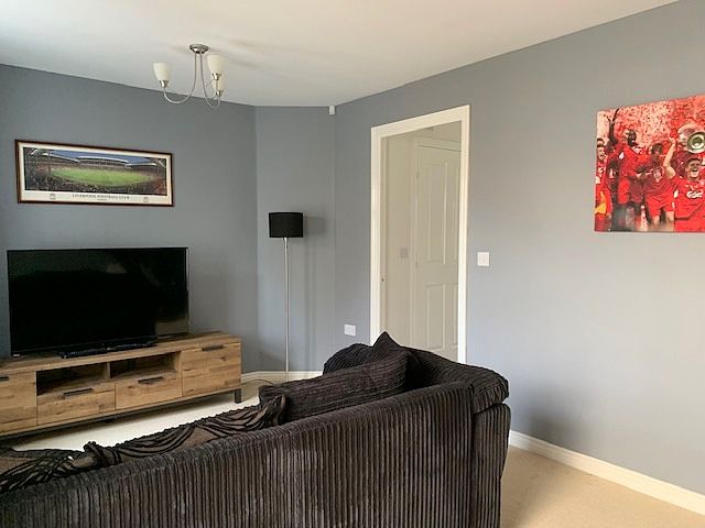 3 bedroom town house SSTC in Bishop Auckland - Photograph 5.