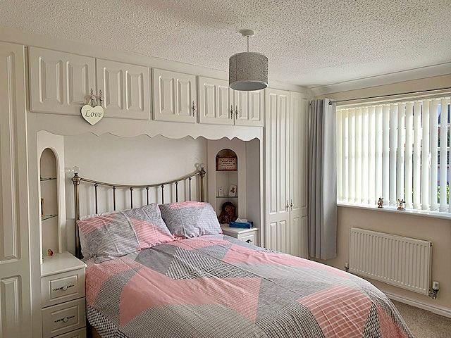 4 bedroom detached house Sale Agreed in Bishop Auckland - Master Bedroom.