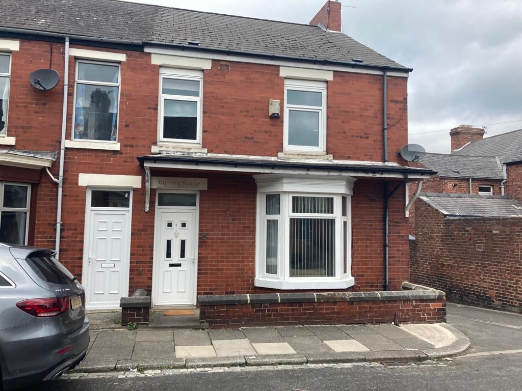 3 bedroom end terraced house For Sale in Shildon - Photograph 1.