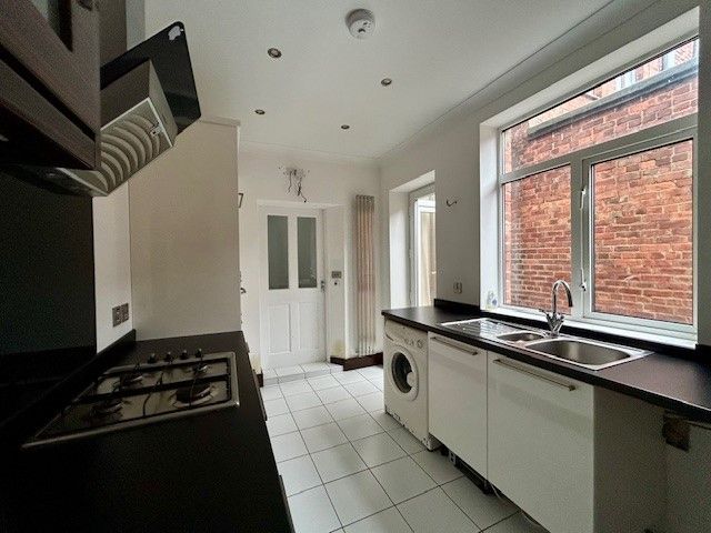 2 bedroom mid terraced house For Sale in Bishop Auckland - Kitchen.