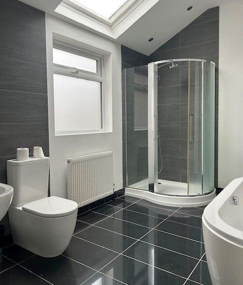 2 bedroom mid terraced house For Sale in Bishop Auckland - Bathroom.