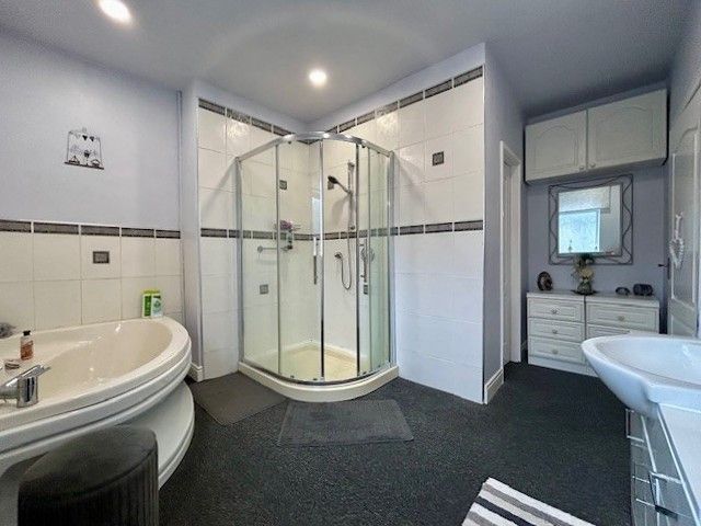 4 bedroom end terraced house For Sale in Evenwood - Family Bathroom.