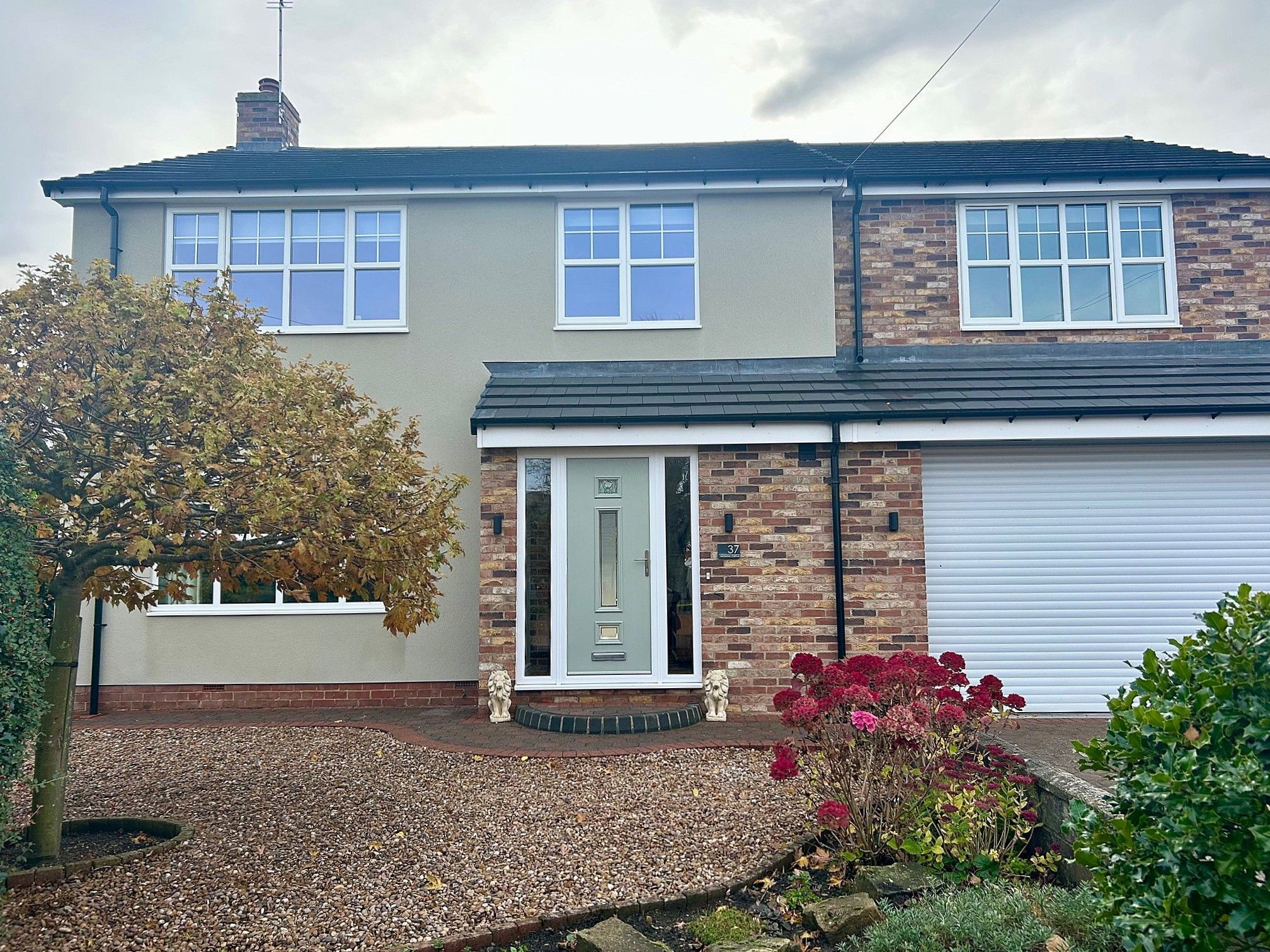 4 bedroom detached house For Sale in Bishop Auckland - Front Elevation.