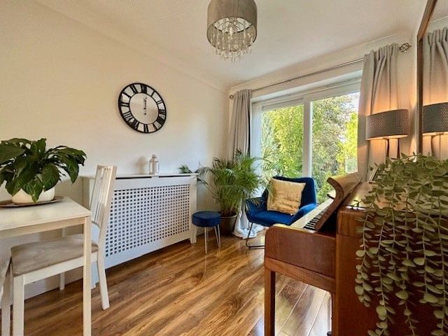 3 bedroom detached house Sale Agreed in Shildon - Dining Room.