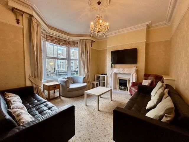 3 bedroom mid terraced house For Sale in Bishop Auckland - Property photograph.