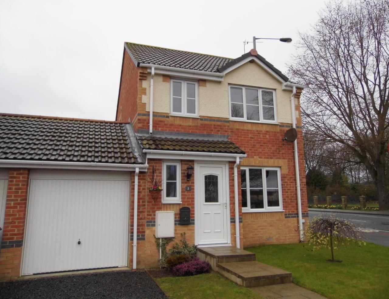 3 bedroom detached house Sale Agreed in St. Helen Auckland - Photograph 1.