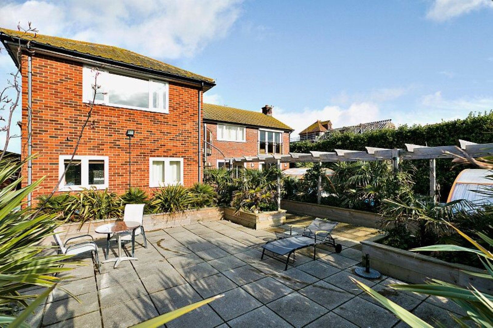 4 bedroom detached house SSTC in Broadstairs - Photograph 10