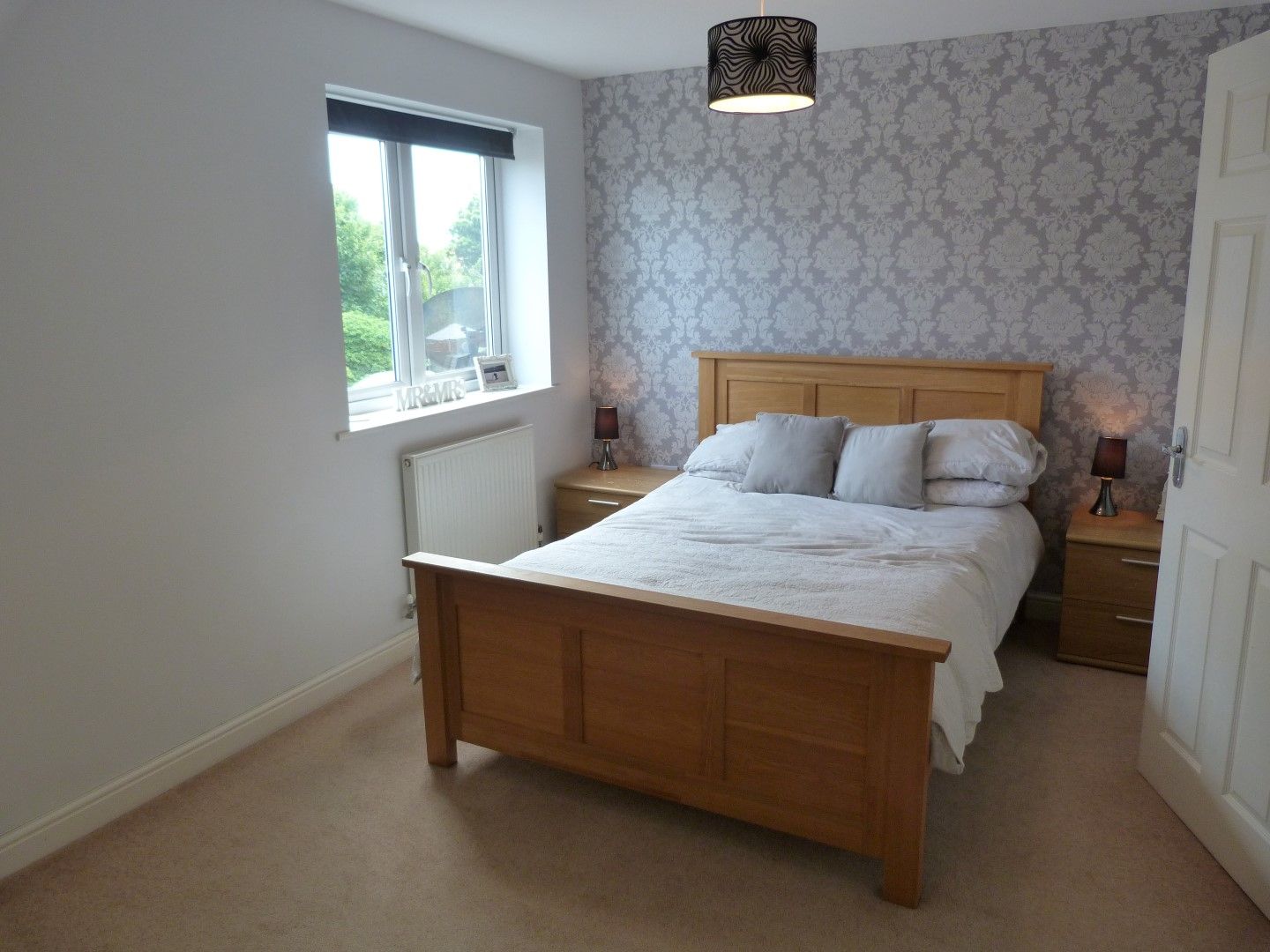 4 bedroom detached house For Sale in Broadstairs - Photograph 5