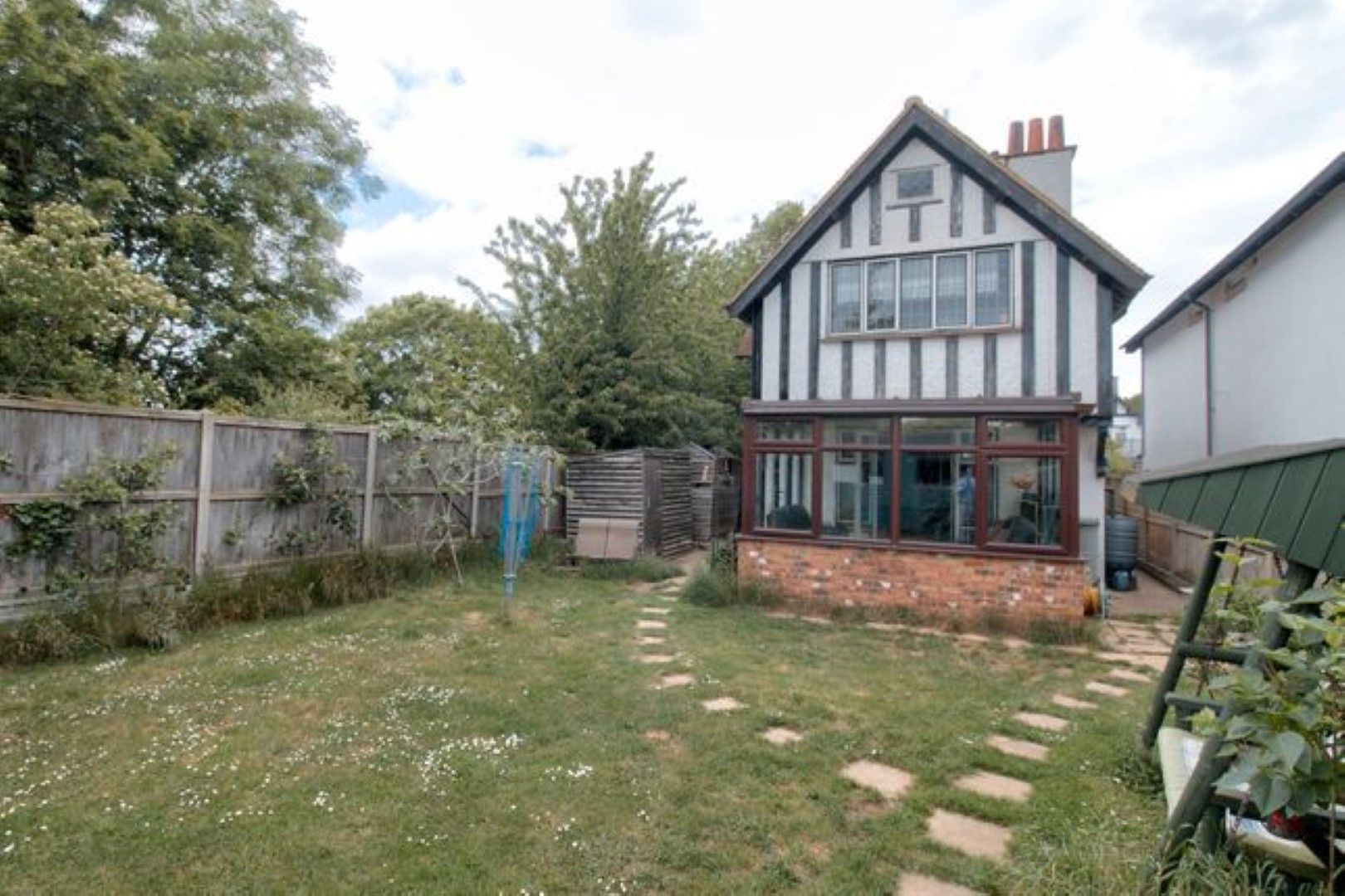 4 bedroom detached house SSTC in Margate - Photograph 8