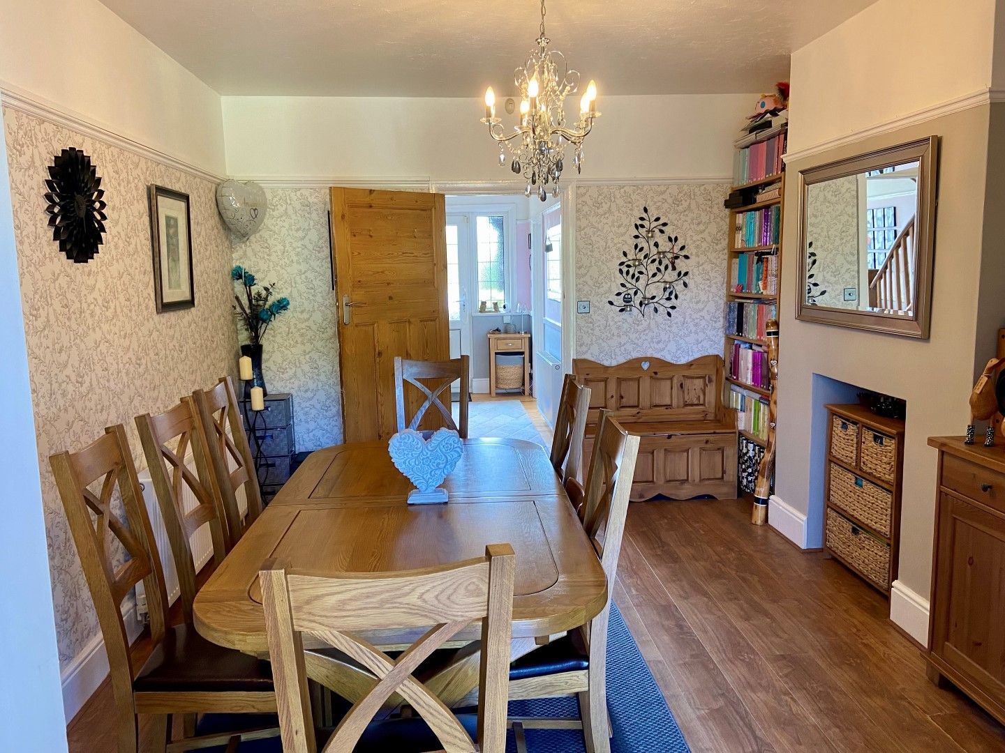 4 bedroom semi-detached house For Sale in Margate - Photograph 4