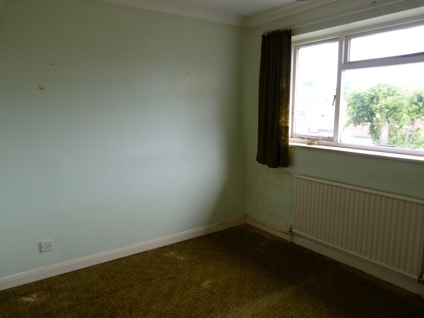 3 bedroom semi-detached house For Sale in Broadstairs - Photograph 6